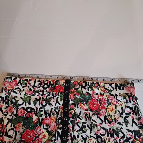 Torrid x Betsey Johnson High Waisted Ponte Snap Front Floral Pencil Skirt Size2X - Picture 2 of 7